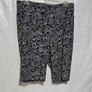 Rafaella Black and White Paisley Women Shorts